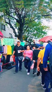 133K views · 2.8K reactions | Sacandole punta al lápiz en La Merced, Ciudad de México #ciudaddemexico #tlalpan♥️ #tlalpan #mexico���� | Calle chica mexicana | Facebook