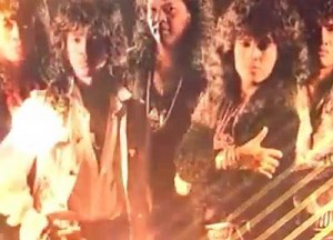 Search - Manusia Reptilia Album - Karisma(1991) Layan Beb 😁☺️ | Aku & Rock Malaya 80-90an