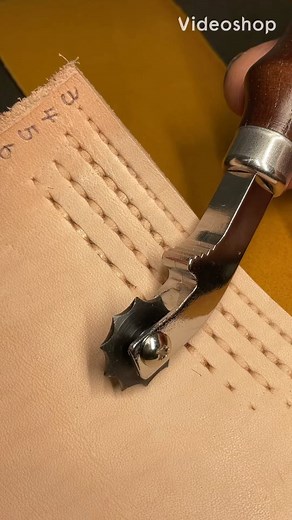 OKA Factory 岡製作所 on Instagram‎: "・ 💡Pro Overstitch Wheels Includes: 3mm/4mm/5mm/6mmCogs ・ 💡Overstitch Wheels Includes: 4mm/ 5mm/ 6mm Cogs ・ 🌎Worldwide delivery📦 Please select products from the website and email us📧 We will send you the estimate of your order including the shipping fee to your country✈️Check it out❗️→"Archive" on Instagram👀 ・ ご注文&お見積もりはwebサイト/ base/ tel📞/ fax📠からお願い致します🙏🏼 webサイトからのご注文方法は"インスタアーカイブ"に掲載👀 ・ #leathercraft #leatherworks #leatherstamping #leatherworking #leat