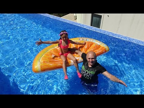 LİNA YÜZMEYİ ÖĞRENİYOR ! YÜZME ÇALIŞMALARI !