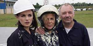 Taskmaster: Series 5, Episode 2 - The Leprechaun Or The Lesbian - British Comedy Guide