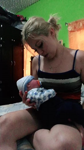 AY POBRECITO 🥺 #holaamigos #lespresentoaleonardo #alamadresecayo 🤭😂