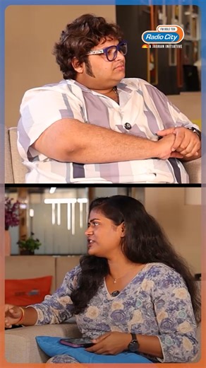 Experience the magic of Qawwali with Mujtaba Aziz Naza — son of the legendary Aziz Naza, keeping the legacy alive with every note! ✨🎶 . . . . . #MujtabaAzizNaza #AzizNaza #QawwaliMagic #Qawwali #music #Bollywood #RadioCityIntervirew #RadioCity | Radio City