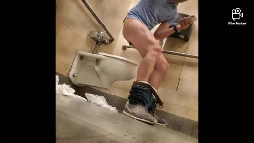 Halfway standing poop - ThisVid.com