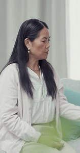 clip-3590389567-nurse-mature-woman-holding-hands-support-palliative