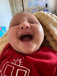 203K views · 2.8K reactions | Haha akala niya cguro na sasayaw ako ng hip-hop dance . And do niya alam na prank ko siya 藍藍藍 #reelsviralシ #fypシ゚ #goodvibes #Philippines | Kristine Mojado | Facebook