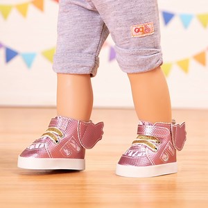 Añade un poco de primavera a tu paso con unos nuevos zapatos luminosos | Our Generation Dolls
