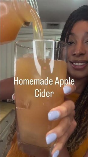 Homemade Apple Cider 🍎🍎🍏🍏 ⬇️ #homemadecider #cider #appleseason #applecider