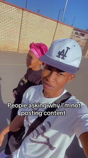 She Eats a Lot: Funny TikTok Moments with Jethro