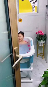 619K views · 2.1K reactions | Like and comment for the link✅ @ammus_finds . . Foldable Adult Bath Tub for Home Spa | Large Portable Bathtub with Backrest & Handle | Insulated Folding Tub for Hot & Cold Soak, Ice Bath, Bubble Bath & Relaxing Spa #bathtub #bath #homespa | Finds By Aswani | Facebook