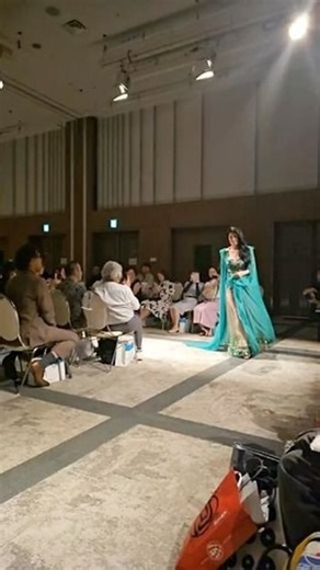 Caiya Higarkawasaki | Tokyo Fashion Show #fashionhow #fashion #eveningdress #soringcollection #model #caiya #カイヤ #Tokyo #Japan #nihon #glamorous #sexy... | Instagram