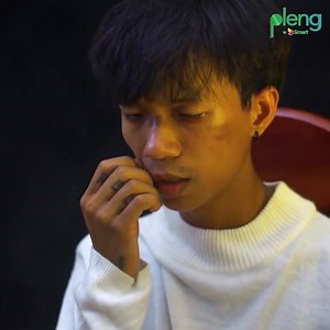 579 reactions · 155 shares | ដោនឡូត Pleng app ដើម្បីស្តាប់បទចម្រៀងដ៏សម្បូរបែបឥតគិតលុយព្រមទាំងមានឱកាសឈ្នះ iPhone 11 ជារៀងរាល់ខែ! | Pleng | Facebook