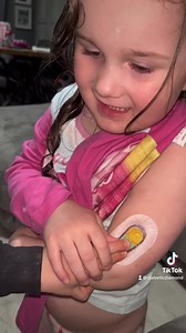 We already done #dexcom sensor change earlier today, but while Paisley bear was getting dressed after her shower… the sensor was knocked out ☹️ .. anyway true warrior style she re done it with no problems 😇💎🩸 #warrior #paisleybear #diabeticdiamond #t1d #dexcomg6 #dexcomwarrior | Diabetic Diamond
