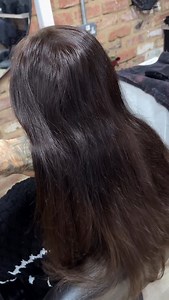 Blonde but not blonde, dark but not dark, subtle but not boring, bleached but not broken, the list was endless!!! But by the power of powder & oversized foils (@osmohair bleach & @foilsquad incase you wanted to know) we achieved a beautiful blend. Even if i do say so myself!!! This is why we invest into the best products and care for our clients and we invest our time into consultations - it will always pay off 🙏🏼 #haireducation #hairconsultation #hairtransformation #berkshirehairstylist #hair