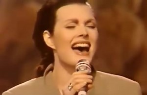 Donna Con Te 💞🎼💞Anna Oxa 💞🎼💞1990 | Aforismi & Musica