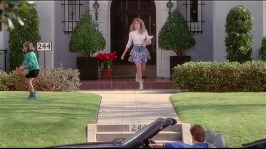 La joven hechicera (1989) (español latino)