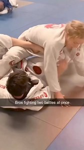 Dude is struggling 😆 🤣 | Shredded Empire