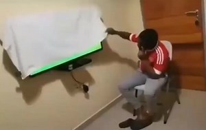 3.5K views · 33 reactions | Les fans de Manchester United à chaque fois qu'Arsenal obtient un corner | Insolite-Football | Facebook