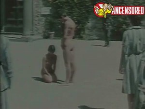 Felicita Fanny Nackt (war in dieser Szene ??? Jahre alt) in Deported Women of the SS Special Section (1976)