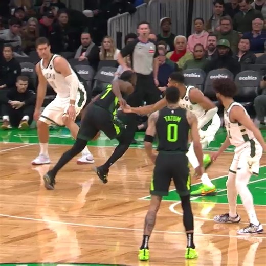 139K views · 816 reactions | Jayson Tatum and Jaylen Brown... the duo that helped deliver Banner No. 18 for the Boston Celtics is not slowing down  Don't miss the Jays on Christmas Day!  Sixers/Celtics on Christmas Day  5:00pm/et on ABC, ESPN, ESPN+ and Disney+ | NBA | Facebook