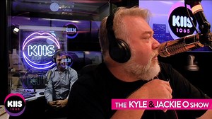 Are big female ~bushes~ becoming the in-thing? 😏 Kyle REFUSES to believe so. | Kyle and Jackie O