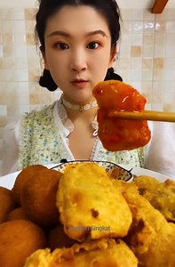 16K views · 163 reactions | Chinese food ASMR eating show meats and noodle with biscuit | Caption Singkatツ | Facebook