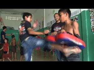 Cambodia's 'Muhammad Ali' fights for street children