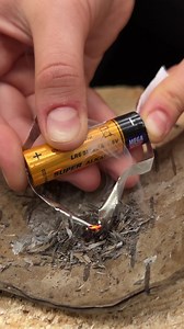 FIRE from foil and batteries🔥#camping #survival #bushcraft #outdoors #diy #handmade #art #homedecor #n #design #craft #doityourself #love #woodworking #crafts #home #interiordesign #diyprojects #homemade #decor #diyhomedecor #wood #creative #sewing #instago | Off Grid w Jake & Nicolle