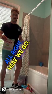 🚩🚩🚩Are your favorite workout clothes starting to stink? Watch this before you throw them away!! | CrossFit Diehard