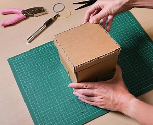 1M views · 1.5K reactions | Christmas Box You Should Never Open! #fblifestyle | Crafty Gadgets | Facebook