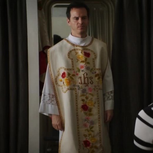 Andrew Scott and Phoebe Waller-Bridge Edit