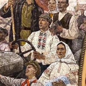 81 reactions · 24 shares | Tucker Carlson about Moscow Metro Kievskaya station to be exact. And he is standing near Kievskii Railway. You see we don't cancel any names unlike many other countries do. #havefunwithrussian | Have Fun With Russian | Facebook