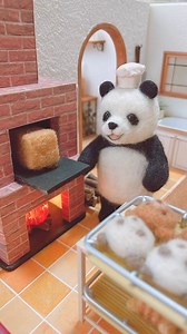 A cute panda baking cute bread...what could be better? Love the work of needle felting artist @susa_sachiko. ... #beautifulbizarre #panda #animation #surrealism #needlefelting #dollhouse #felting #miniature | Beautiful Bizarre Magazine