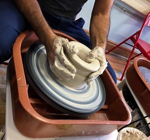 Adult Wheel Throwing Workshop for All Levels