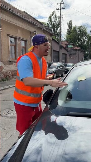 Cine este iubitul ei?😱