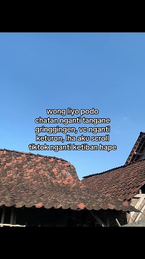 Scroll TikTok Sampai Ketiban Hape — Cerita Wong Liyo Podho Chatan