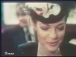 Lors de la 10ème nuit des César, le film de Robert Enrico "Le vieux fusil", recevait le César des Césars, sous le regard d'un Philippe Noiret très ému, 1985. | Le cinéma qu'on aime