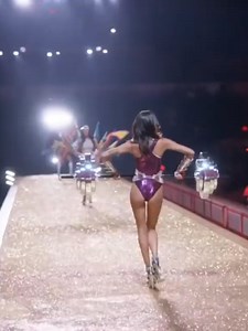 #IsabeliFontana | Victoria's Secret Models