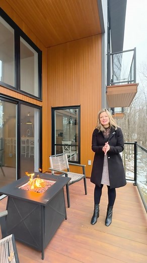 203-89 Jones, Bromont! Centris: 23984815 #centris #realestateagent #listing #condo | Marie-Pier Bourdon Courtier immobilier