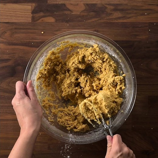 30K views · 277 reactions | This incredible sweet-and-salty cookie combines butterscotch pudding, chocolate chips and pretzels for a brilliant treat you won’t soon forget. Salted Butterscotch Pretzel Pudding Cookies recipe: https://www.bettycrocker.com/recipes/salted-butterscotch-pudding-pretzel-cookies/59a4af0e-32c6-4c3d-bbc4-f345df8c31be?utm_medium=social&utm_source=organic_facebook&utm_campaign=msp_04_2019_standard?mktgimp=GOLDMFLR | Betty Crocker | Facebook