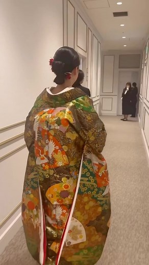 11K views · 1.4K reactions | 式場に向かう和装花嫁さまが美しすぎる… video by... @alpha_bride_wedding #プラコレ #dressy花嫁 #韓国ドレス #wedding #dîlan #결혼식 #ドレス迷子 #和装 #和装花嫁 #色打掛 #白無垢 | DRESSY（ドレシー）by プラコレ 憧れのウェディングドレスを花嫁さまに | Facebook