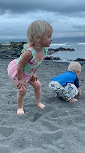 Exercising at the beach 🏝️ Hawaii | CookingwithSammy