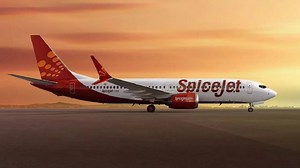 SpiceJet Captains' Salary Hiked: Low-Cost Carrier Airline To Now Pay Rs 7.5 Lakh For 75 Hours Of Flying – Details