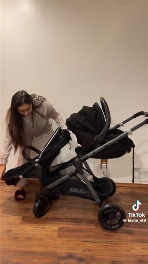 ⏳👶 The wait is almost over! The Evenflo Pivot Xpand Modular Travel System is arriving at Preggy Plus very soon. ✨ Why parents love it: ✔️ Converts from single to double—no extra parts needed. ✔️ Over 20 seating options for newborns, toddlers & siblings. ✔️ Includes the LiteMax Infant Car Seat for smooth car-to-stroller transitions. ✔️ One-hand fold huge storage basket for stress-free outings 🚨 Pre-order now at www.preggyplus.com to save $200 on your order before shipment arrives. 💬 Message us