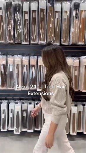 2.4K views · 50 reactions | Can you give me a bleach and tone please” @bloomnu #bleach #bleachandtone #blonde #blondehair #platinum #platinumex | Mama Style | Facebook