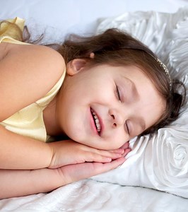 Sleep Talking In Children: 10 Expert Tips To Manage