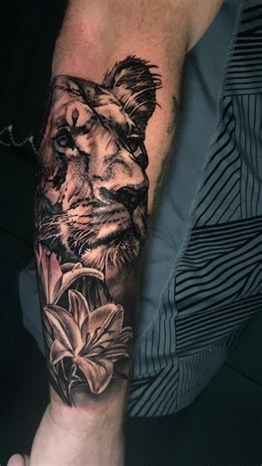 Black and grey realistic lioness by Luis 🦁 #lioness #lionesstattoo #tattooartist #blackandgreyink #tattoo
