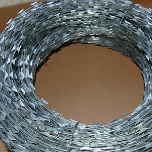 [Hot Item] Cross Concertina Barbed Wire/Razor Barbed Wire