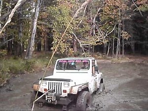 GOOD GIRLS & DIRTY JEEPS