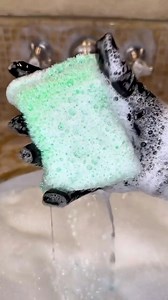 This will always be so satisfying to me ✨🧼 Sink cleaning with blue Pine-Sol and Ajax soap 🫧💙 #asmrcleaning #sinkclean #cleanwithme #instacleaning #asmrclean | Cleanupwithlaur